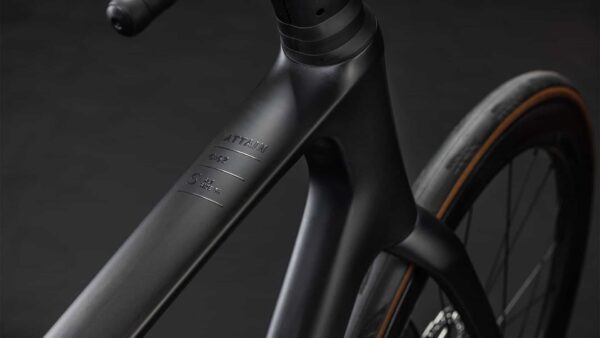 Cube Attain C:62 SLT carbon´n´coalchrome