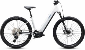 Cube Reaction Hybrid Race 800 snow´n´black
