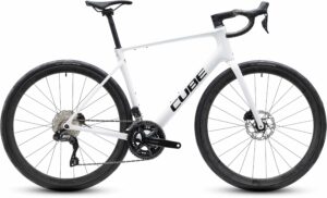 Cube Attain C:62 SLX metallicwhite´n´black