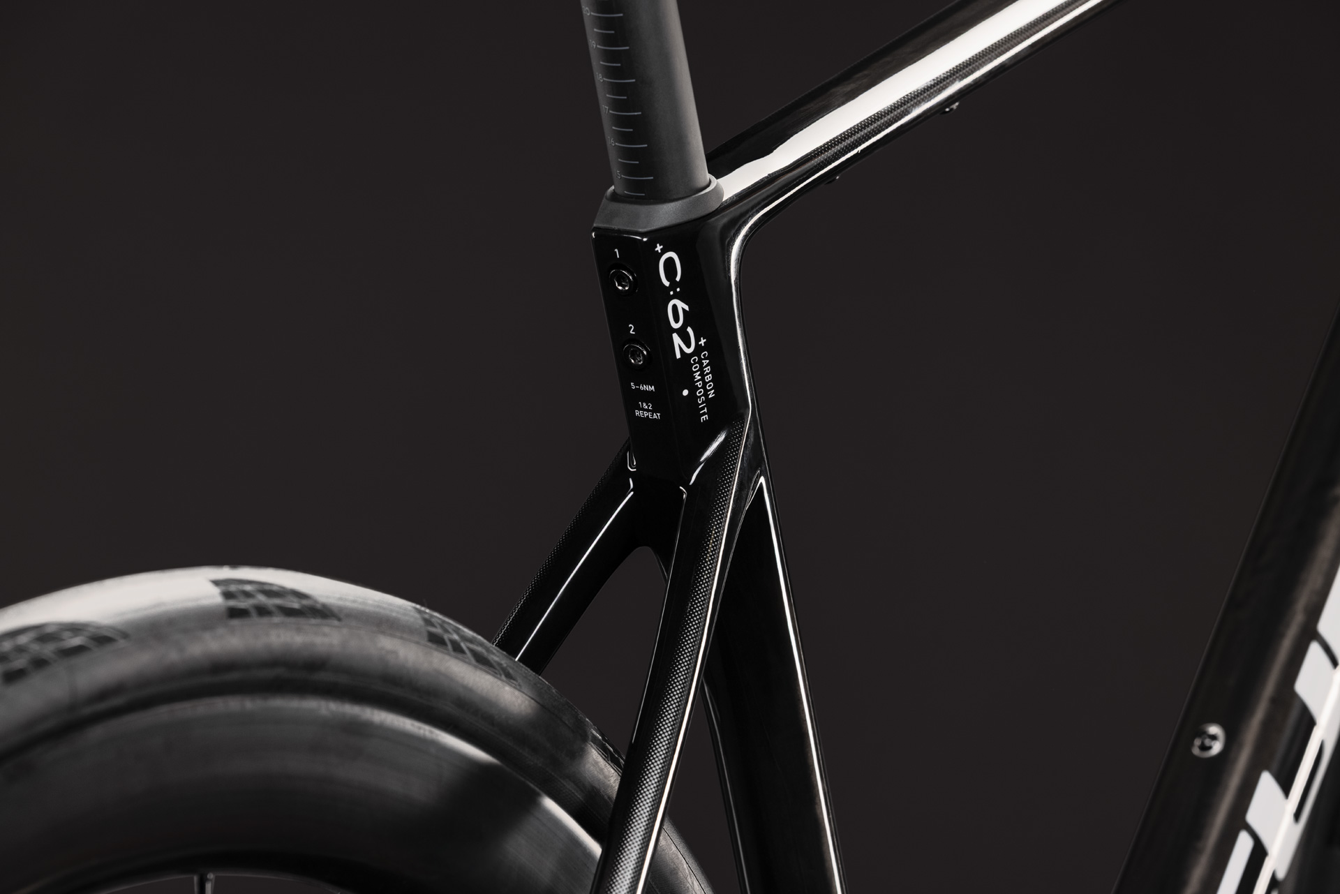 Cube Attain C:62 SLT carbon´n´white – Bild 4