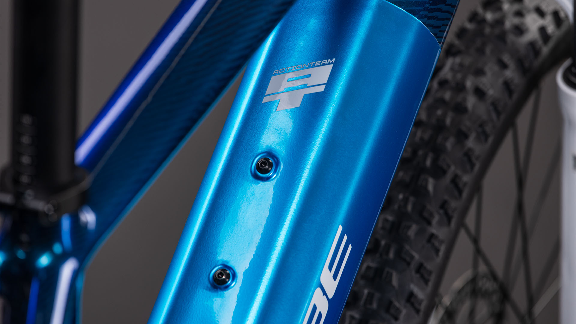 Cube Acid 240 Hybrid Rookie Pro 400X actionteam – Bild 3